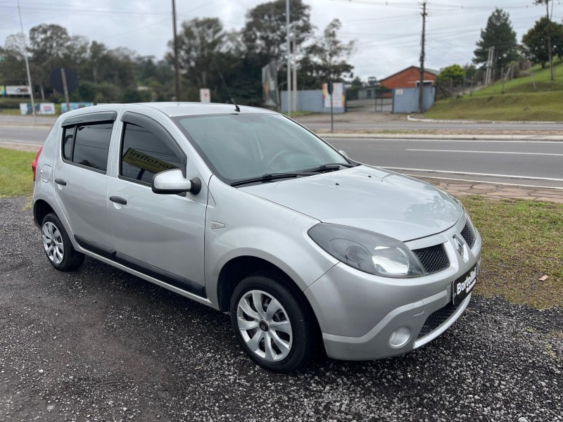 SANDERO 1.0 EXPRESSION 16V FLEX 4P MANUAL - 2011 - FARROUPILHA
