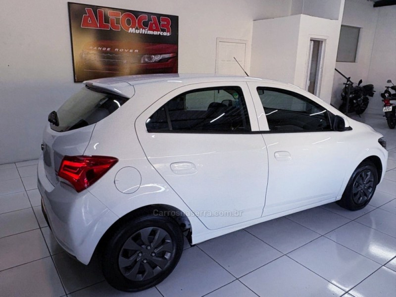 ONIX 1.0 MPFI LT 8V FLEX 4P MANUAL - 2019 - CAMPO BOM