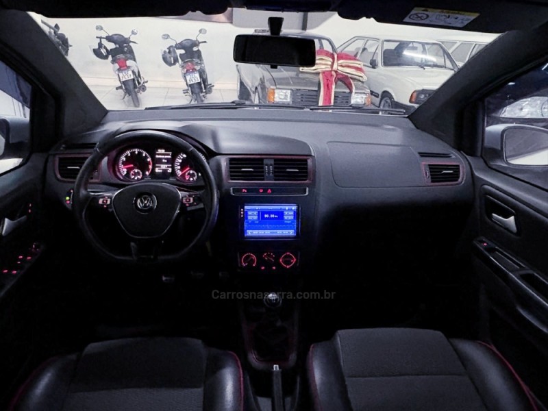 FOX 1.6 MI ROCK IN RIO 8V FLEX 4P MANUAL - 2016 - CAMPO BOM