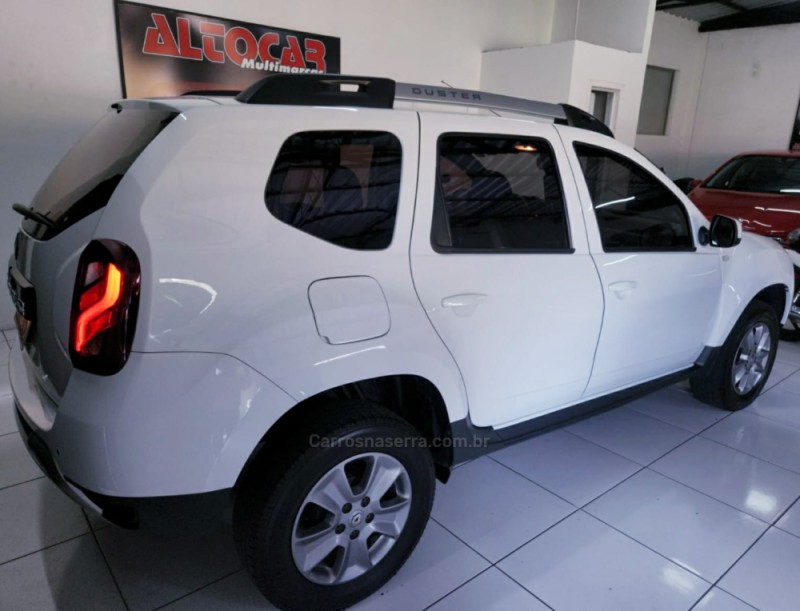 DUSTER 1.6 DYNAMIQUE 4X2 16V FLEX 4P MANUAL - 2019 - CAMPO BOM