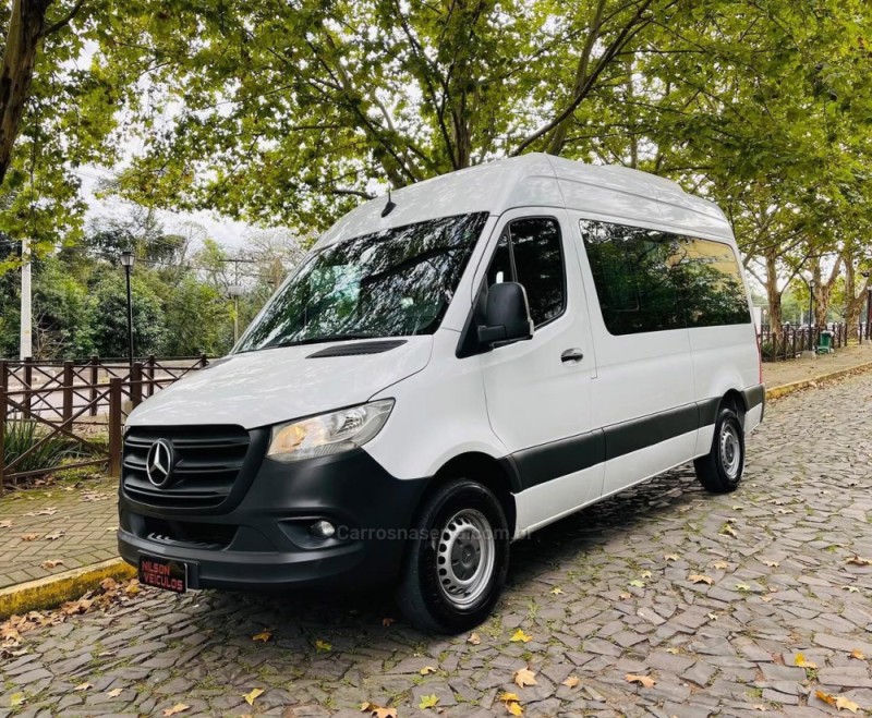 sprinter 2.2 chassi 416 van l turbo 10l diesel 3p manual 2021 novo hamburgo