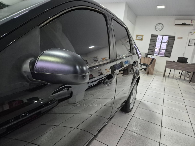 FIESTA 1.6 SE SEDAN 16V FLEX 4P MANUAL - 2012 - NãO-ME-TOQUE
