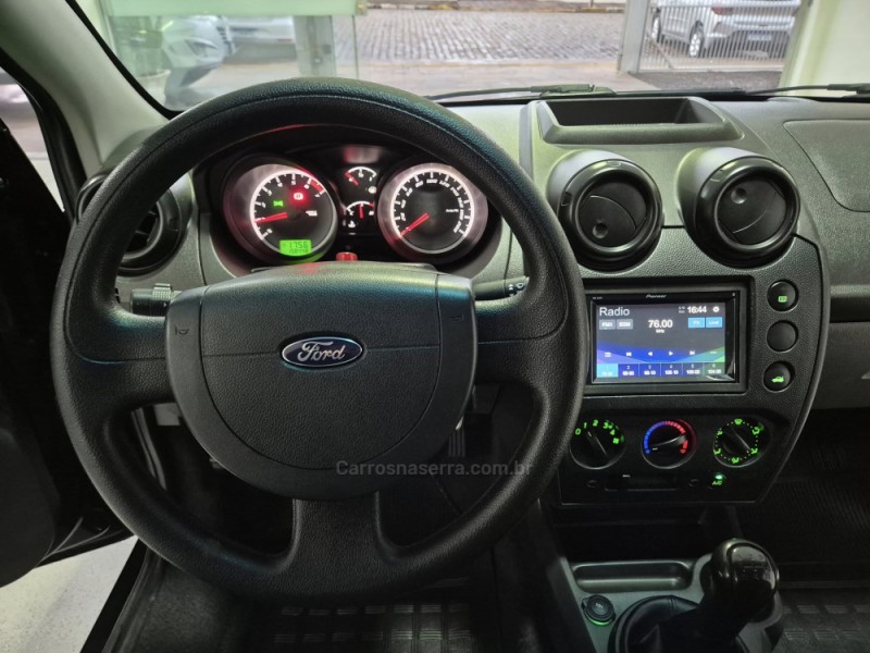 FIESTA 1.6 SE SEDAN 16V FLEX 4P MANUAL - 2012 - NãO-ME-TOQUE