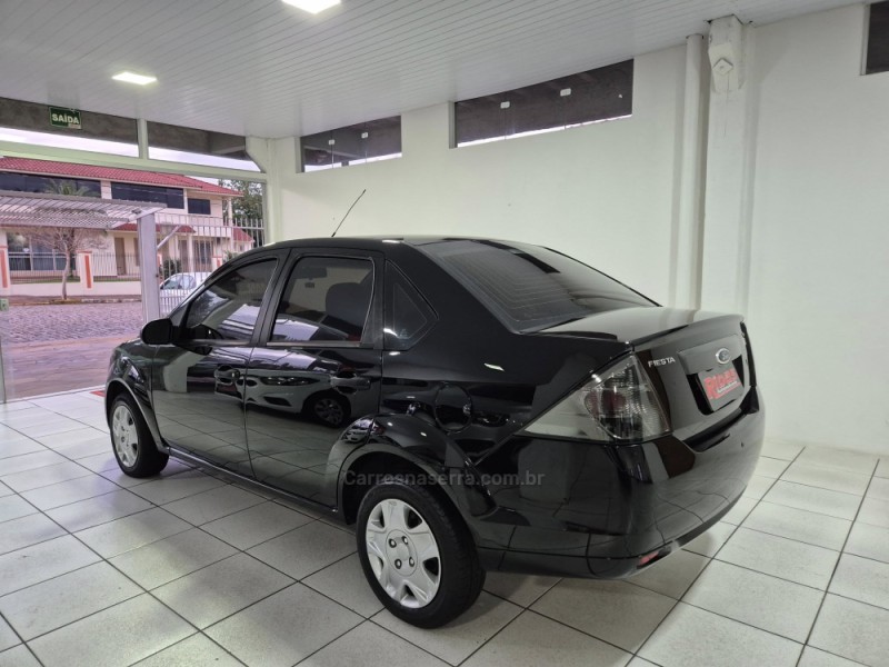 FIESTA 1.6 SE SEDAN 16V FLEX 4P MANUAL - 2012 - NãO-ME-TOQUE