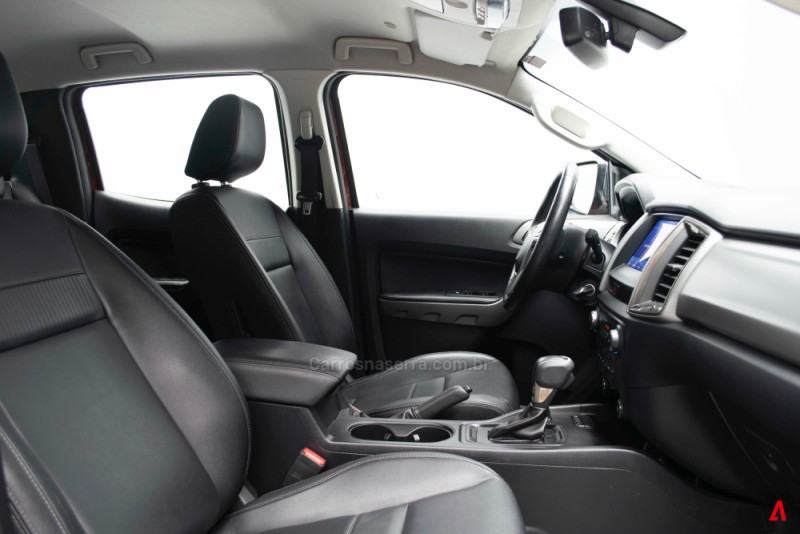 RANGER 3.2 XLT 4X4 CD 20V DIESEL 4P AUTOMÁTICO - 2023 - GARIBALDI