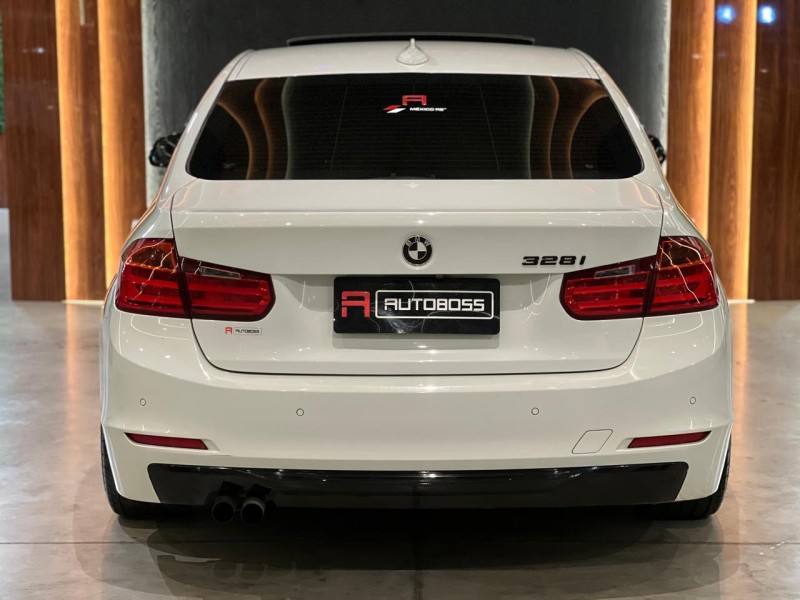 328I 2.0 SPORT GP 16V ACTIVEFLEX 4P AUTOMÁTICO - 2015 - NOVO HAMBURGO