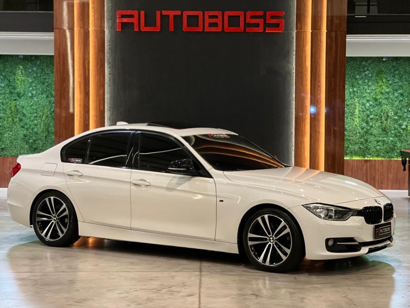 328I 2.0 SPORT GP 16V ACTIVEFLEX 4P AUTOMÁTICO - 2015 - NOVO HAMBURGO