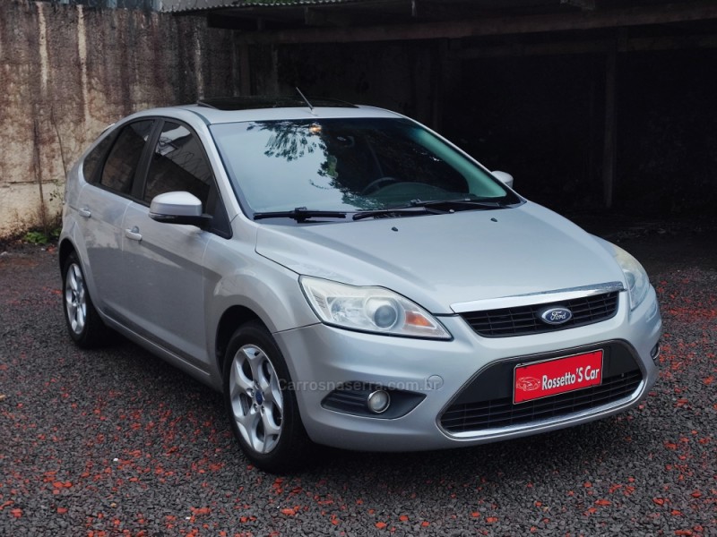 FOCUS 2.0 TITANIUM HATCH 16V FLEX 4P AUTOMÁTICO - 2012 - FARROUPILHA