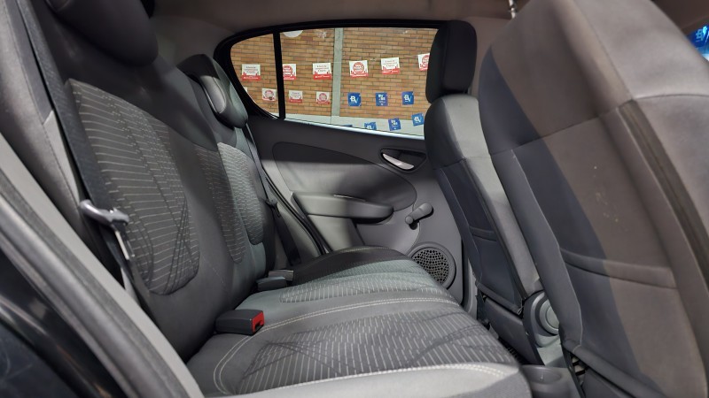 PALIO 1.0 MPI ATTRACTIVE 8V FLEX 4P MANUAL - 2015 - CAXIAS DO SUL