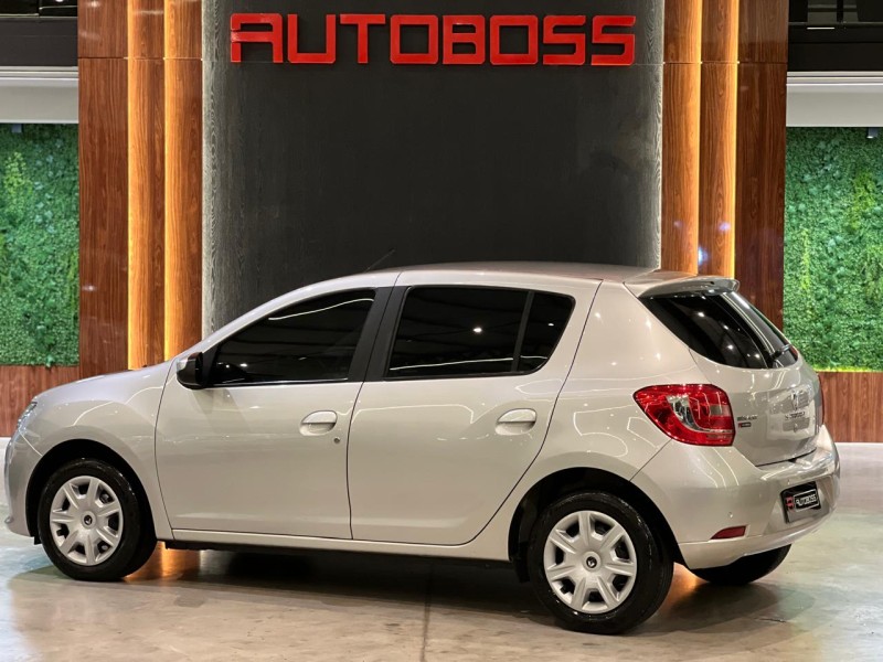 SANDERO 1.0 EXPRESSION 12V FLEX 4P MANUAL - 2018 - NOVO HAMBURGO