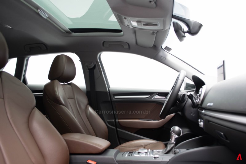 A3 1.4 TFSI SPORTBACK ATTRACTION 16V GASOLINA 4P S-TRONIC - 2020 - GARIBALDI