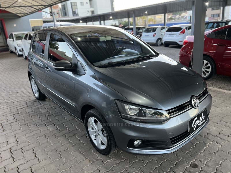 FOX 1.6 COMFORTLINE 8V FLEX 4P MANUAL - 2017 - BOM PRINCíPIO