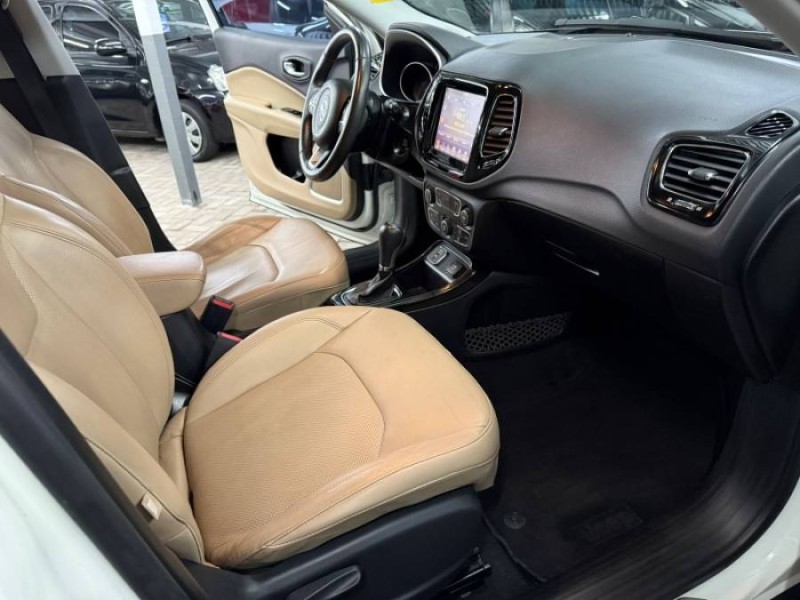 COMPASS 2.0 16V FLEX LIMITED AUTOMÁTICO - 2017 - CAXIAS DO SUL