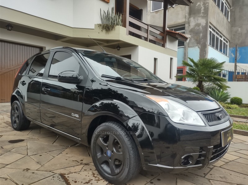 FIESTA 1.6 MPI CLASS HATCH 8V FLEX 4P MANUAL - 2010 - CAXIAS DO SUL