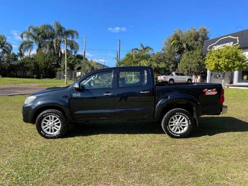 HILUX 3.0 SRV 4X4 CD 16V TURBO INTERCOOLER DIESEL 4P AUTOMÁTICO - 2014 - BOM PRINCíPIO