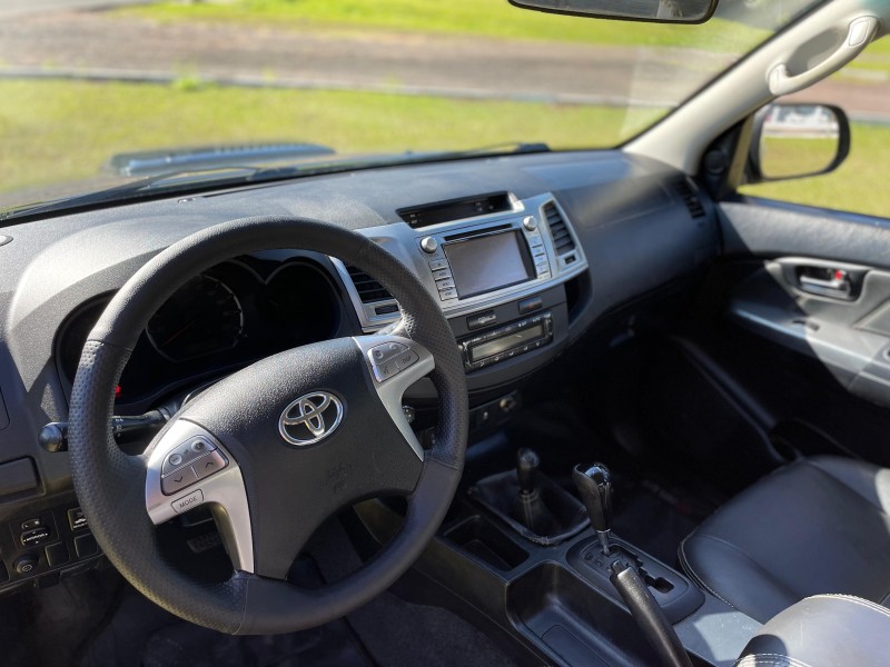 HILUX 3.0 SRV 4X4 CD 16V TURBO INTERCOOLER DIESEL 4P AUTOMÁTICO - 2014 - BOM PRINCíPIO