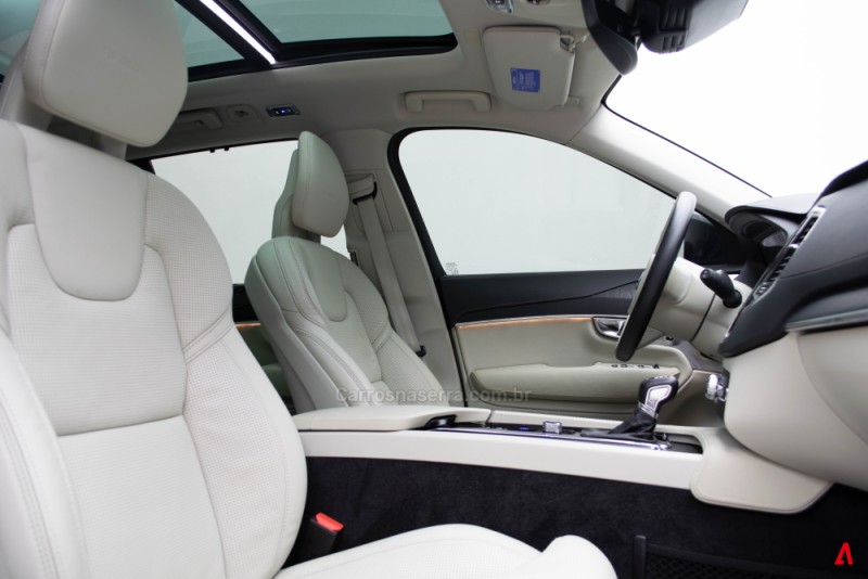 XC90 2.0 D5 INSCRIPTION 235CV DIESEL 4P AUTOMÁTICO - 2020 - GARIBALDI