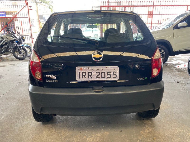 CELTA 1.0 MPFI LIFE 8V FLEX 2P MANUAL - 2011 - CAXIAS DO SUL