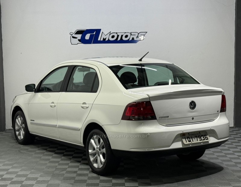 VOYAGE 1.6 MI COMFORTLINE 8V FLEX 4P MANUAL - 2010 - NOVO HAMBURGO