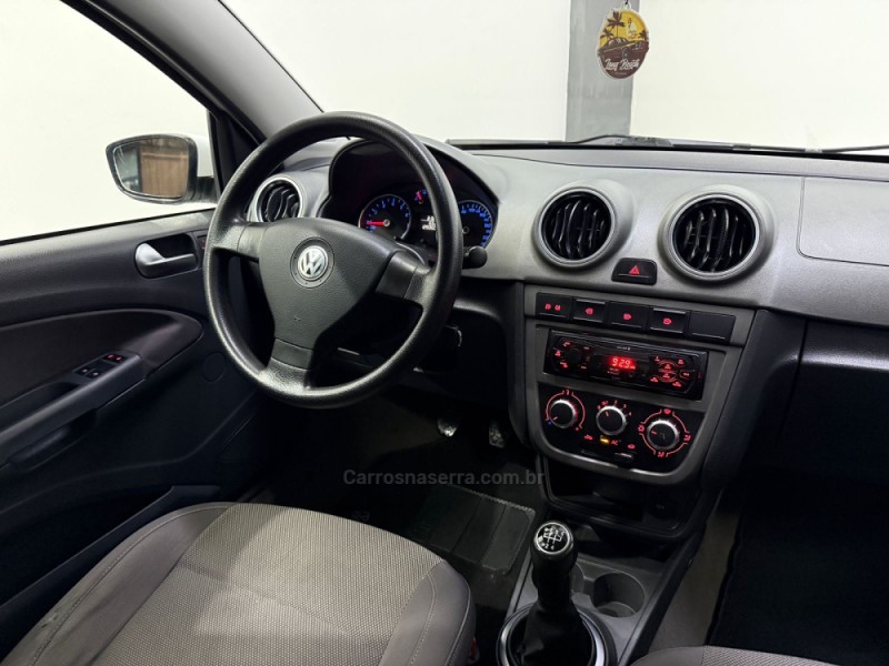 VOYAGE 1.6 MI COMFORTLINE 8V FLEX 4P MANUAL - 2010 - NOVO HAMBURGO
