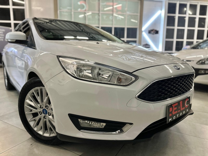 FOCUS 2.0 SE PLUS SEDAN 16V FLEX 4P AUTOMÁTICO - 2016 - CAXIAS DO SUL