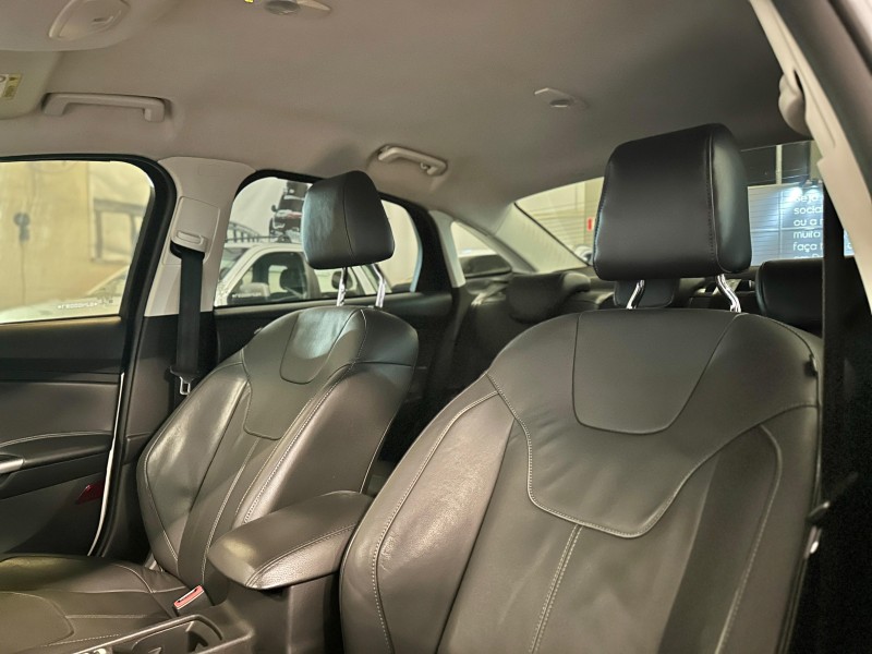 FOCUS 2.0 SE PLUS SEDAN 16V FLEX 4P AUTOMÁTICO - 2016 - CAXIAS DO SUL