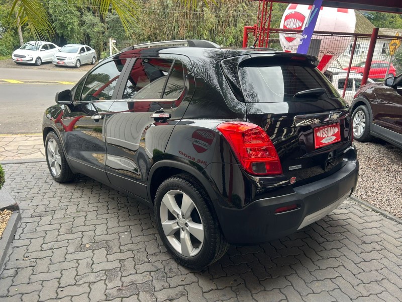 TRACKER 1.8 MPFI LTZ 4X2 16V FLEX 4P AUTOMÁTICO - 2014 - TRêS COROAS
