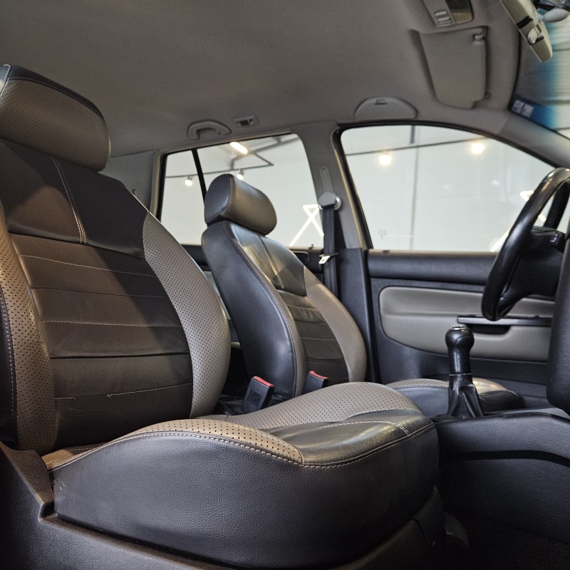 GOLF 1.6 MI SPORTLINE 8V FLEX 4P MANUAL - 2008 - CAXIAS DO SUL