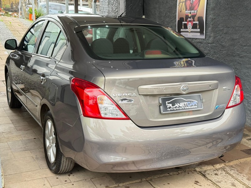VERSA 1.6 16V FLEX SL 4P MANUAL - 2013 - FARROUPILHA