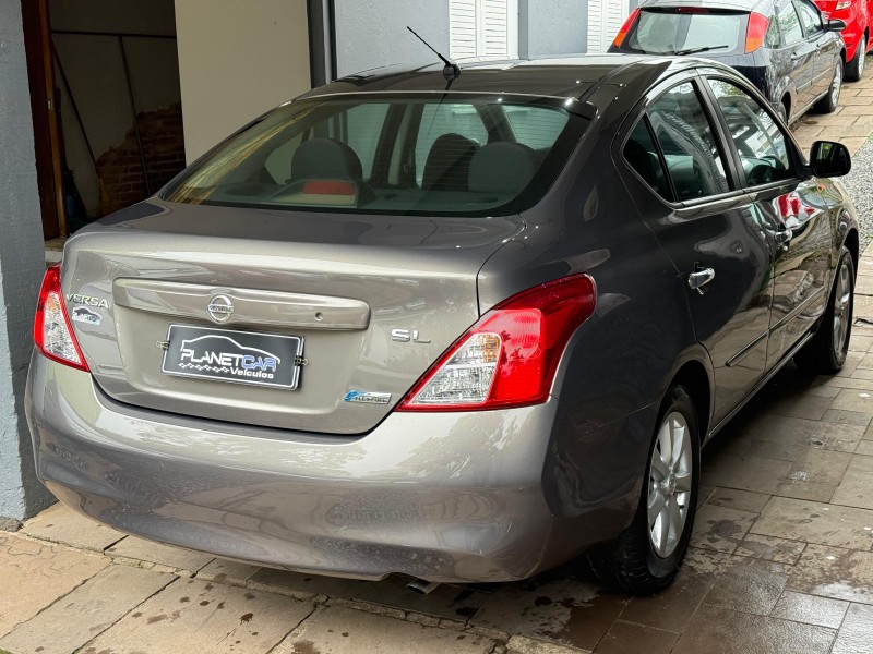 VERSA 1.6 16V FLEX SL 4P MANUAL - 2013 - FARROUPILHA