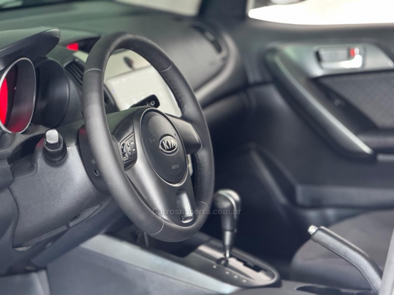 CERATO 1.6 SX2 16V GASOLINA 4P AUTOMÁTICO - 2012 - ESTâNCIA VELHA
