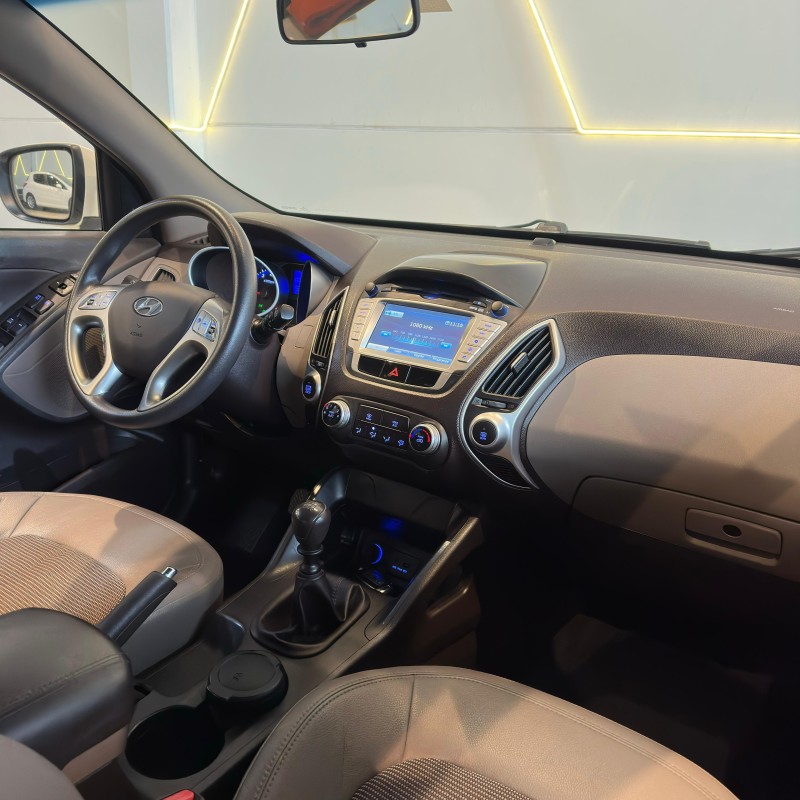IX35 2.0 MPI 4X2 16V FLEX 4P MANUAL - 2013 - CAXIAS DO SUL