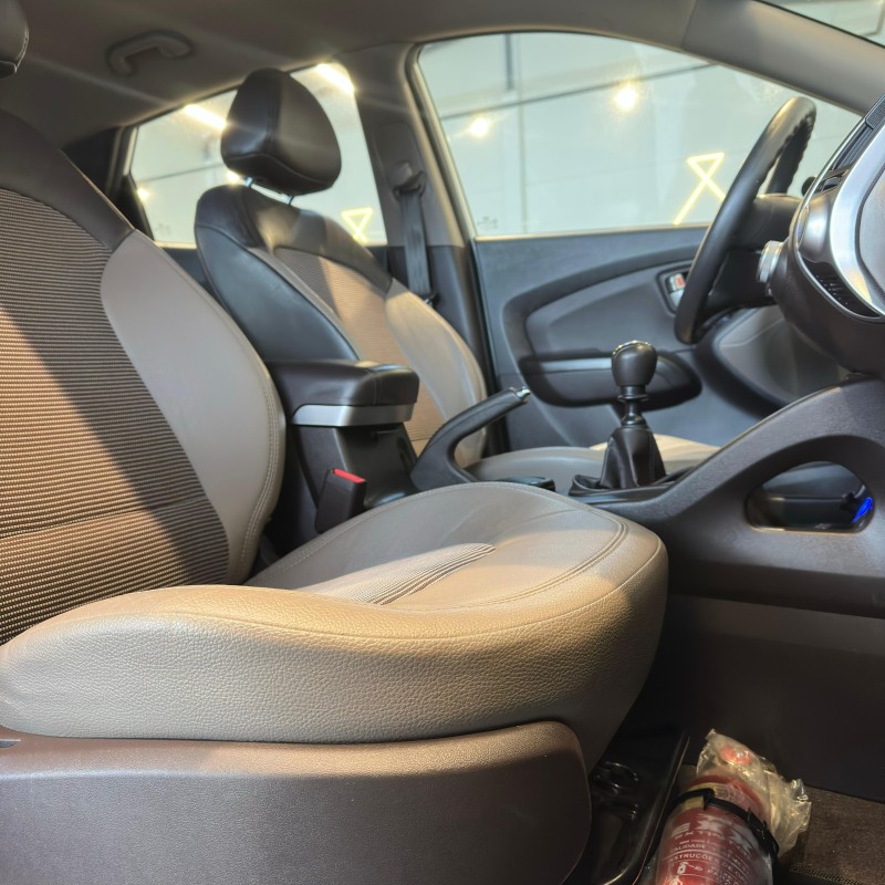 IX35 2.0 MPI 4X2 16V FLEX 4P MANUAL - 2013 - CAXIAS DO SUL