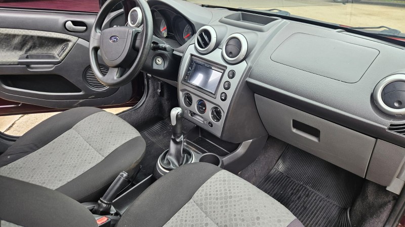 FIESTA 1.6 MPI CLASS HATCH 8V FLEX 4P MANUAL - 2011 - CAXIAS DO SUL