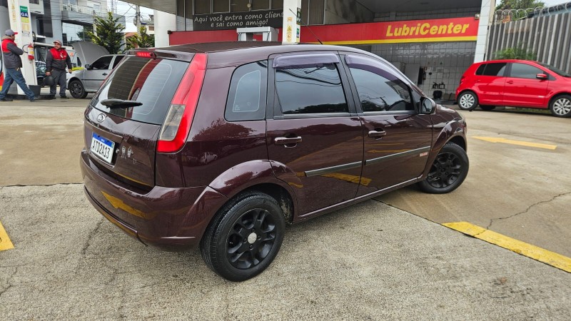 FIESTA 1.6 MPI CLASS HATCH 8V FLEX 4P MANUAL - 2011 - CAXIAS DO SUL