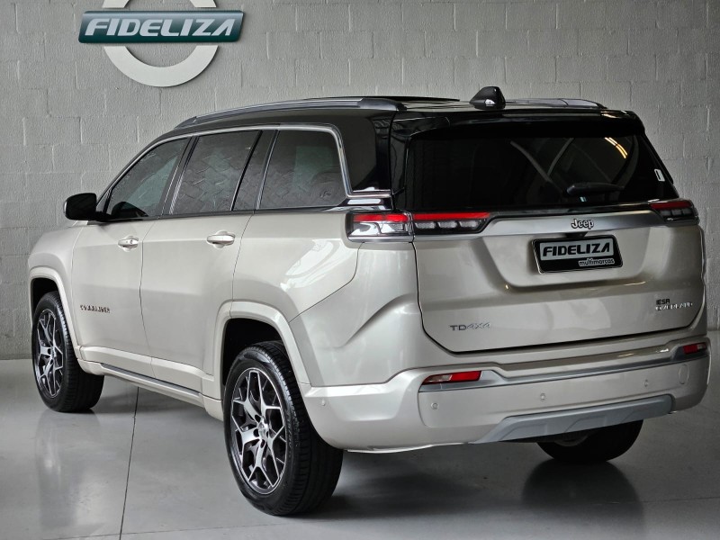 COMMANDER 2.0 OVERLAND TD380 4X4 TURBO DIESEL 4P AUTOMÁTICO - 2022 - FARROUPILHA