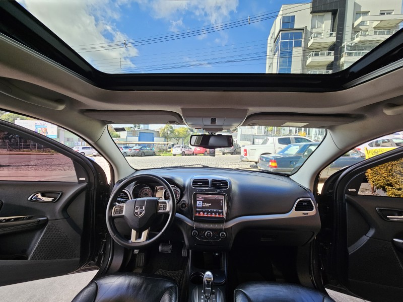 JOURNEY 3.6 CROSSROAD V6 GASOLINA 4P AUTOMÁTICO - 2014 - CAXIAS DO SUL