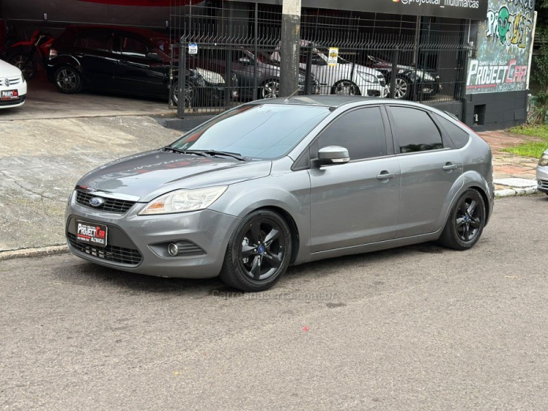 FOCUS 1.6 8V FLEX 4P MANUAL - 2011 - NOVO HAMBURGO