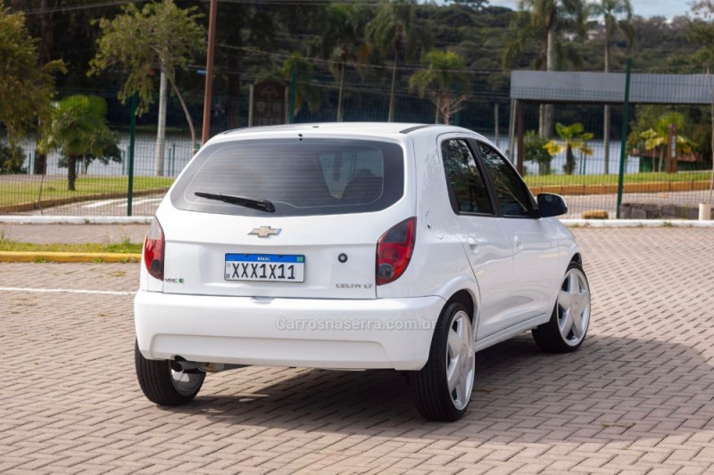 CELTA 1.0 MPFI LT 8V FLEX 4P MANUAL - 2014 - CAXIAS DO SUL