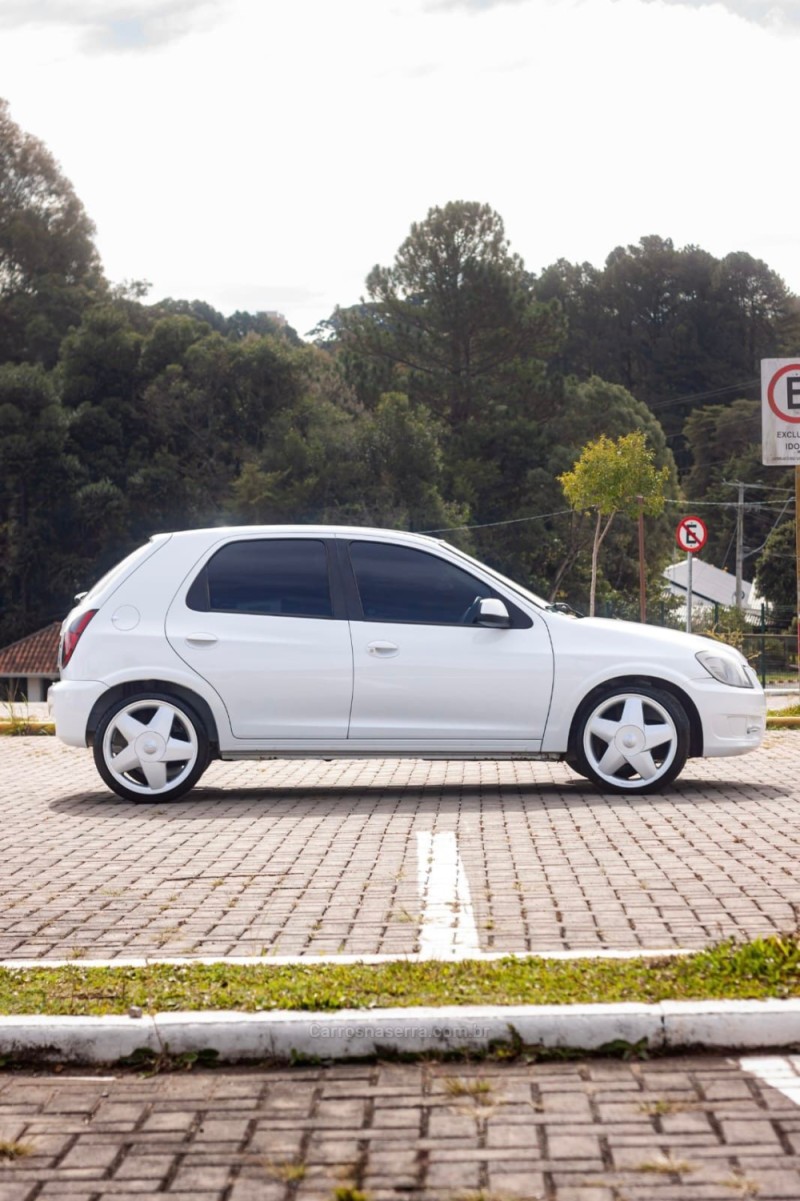 CELTA 1.0 MPFI LT 8V FLEX 4P MANUAL - 2014 - CAXIAS DO SUL