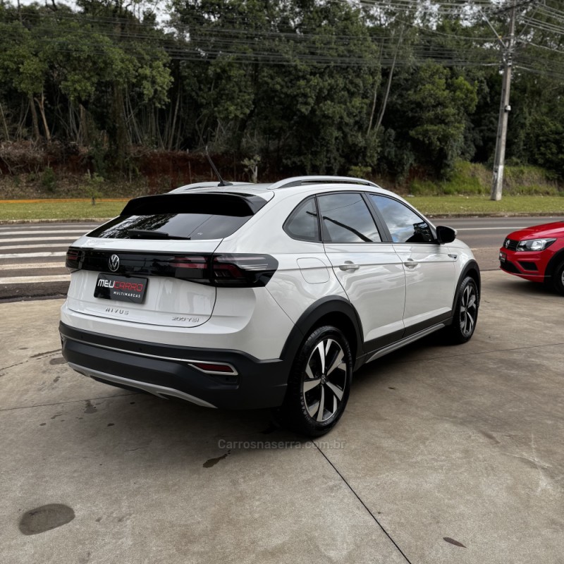 NIVUS 1.0 TSI HIGHLINE FLEX 4P AUTOMÁTICO - 2022 - LAJEADO