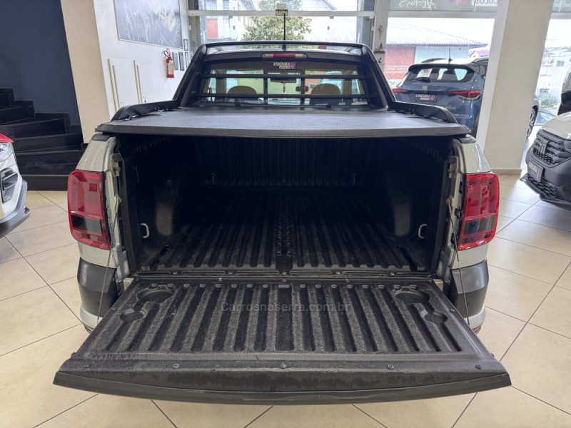 SAVEIRO 1.6 CROSS CE 16V FLEX 2P MANUAL - 2017 - FLORES DA CUNHA