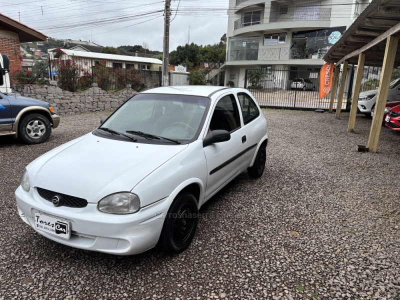 CORSA 1.0 MPF WIND 8V GASOLINA 2P MANUAL - 2000 - ANTôNIO PRADO
