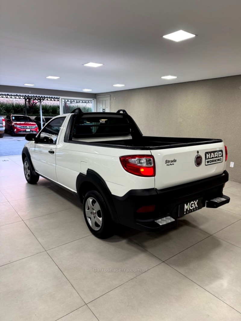 STRADA 1.4 MPI WORKING CS 8V FLEX 2P MANUAL - 2020 - PORTO ALEGRE