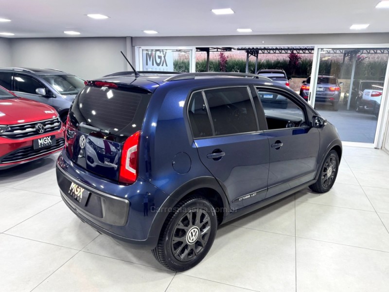 UP 1.0 CROSS I MOTION T.FLEX 12V 4P AUTOMÁTICO - 2017 - PORTO ALEGRE