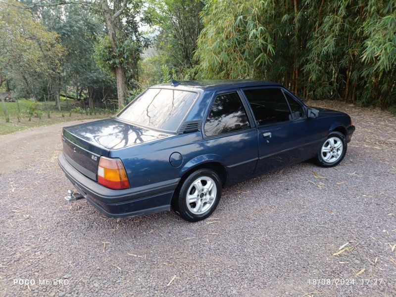 MONZA 2.0 EFI GL 8V GASOLINA 2P MANUAL - 1994 - ESTRELA