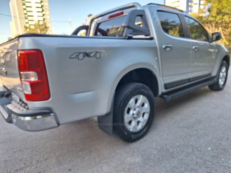 S10 2.8 LTZ 4X4 CD TURBO DIESEL 4P AUTOMÁTICO - 2014 - CAXIAS DO SUL