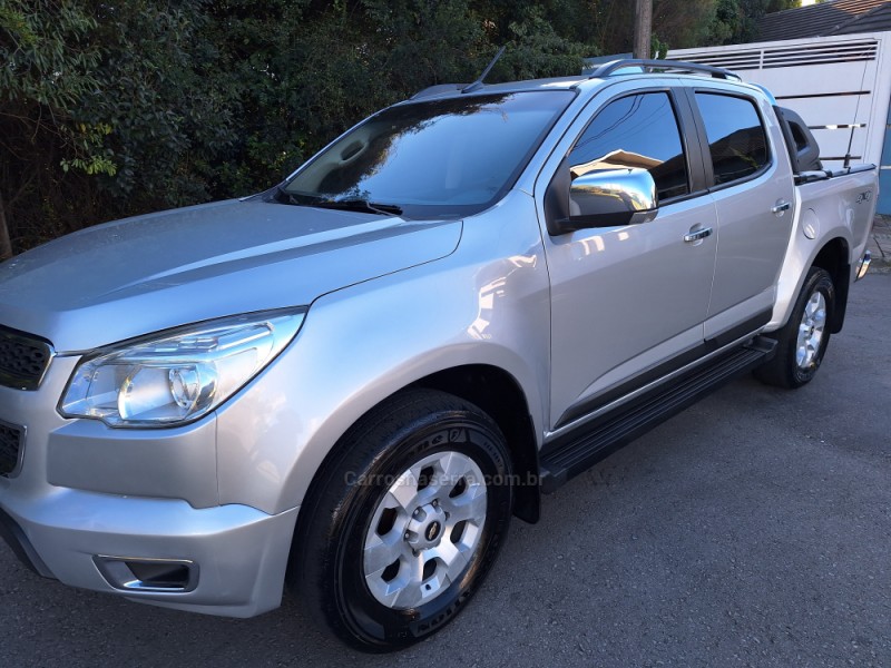 S10 2.8 LTZ 4X4 CD TURBO DIESEL 4P AUTOMÁTICO - 2014 - CAXIAS DO SUL