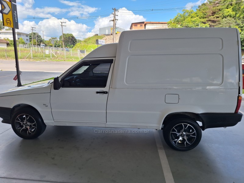 FIORINO 1.3 MPI FIRE FURGÃO 8V GASOLINA 2P MANUAL