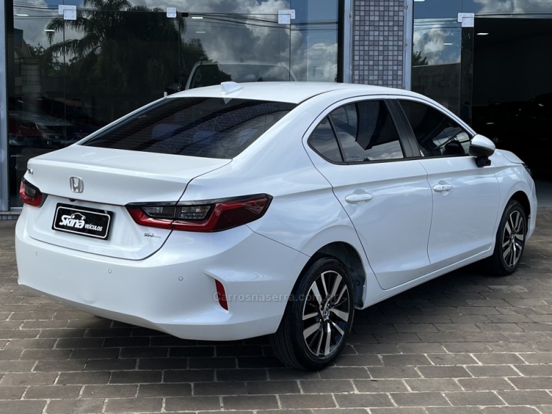 CITY 1.5 SEDAN TOURING 16V FLEX 4P AUTOMÁTICO - 2024 - VACARIA